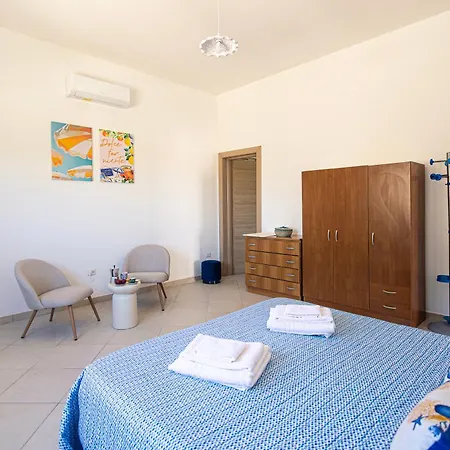 Maison Monica Di Casa Camilla Journey * Торре-Суда